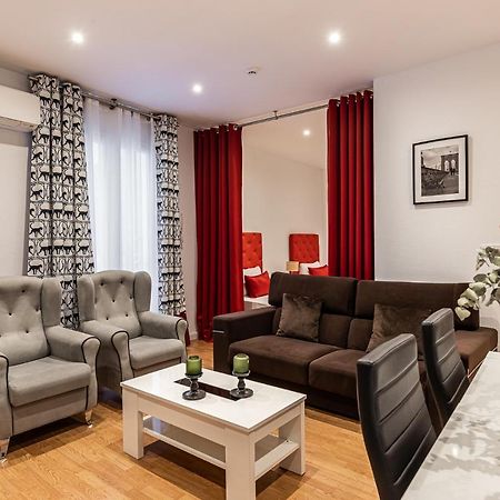 Waou Apartamentos En Sol Confort 8 Madrid Luaran gambar
