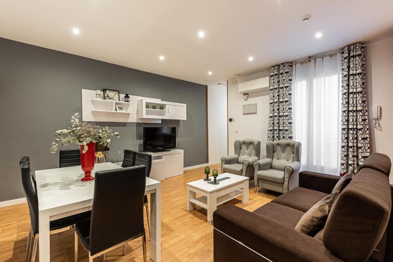 Waou Apartamentos En Sol Confort 8 Madrid Luaran gambar